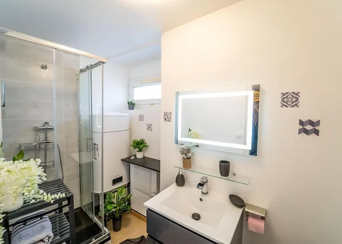 Appart 2 Parking Sur Place Gratuit *